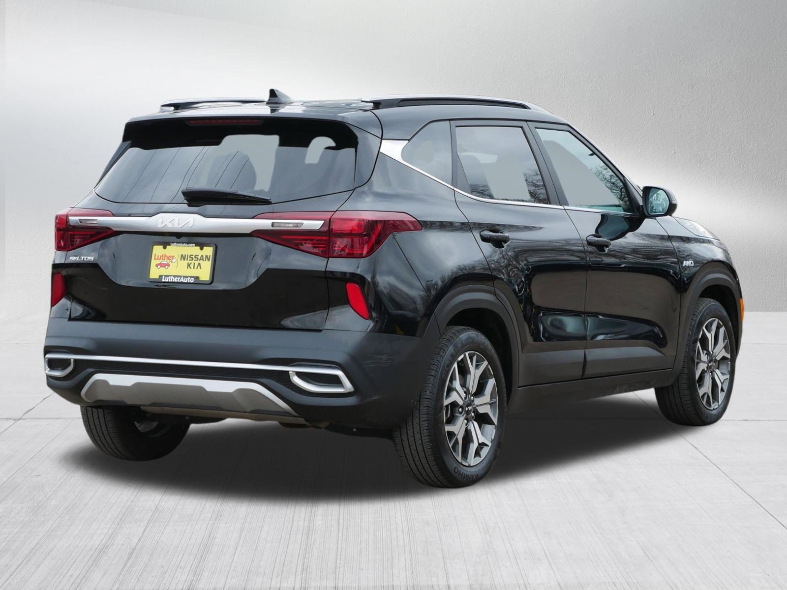 Certified 2023 Kia Seltos EX image 7