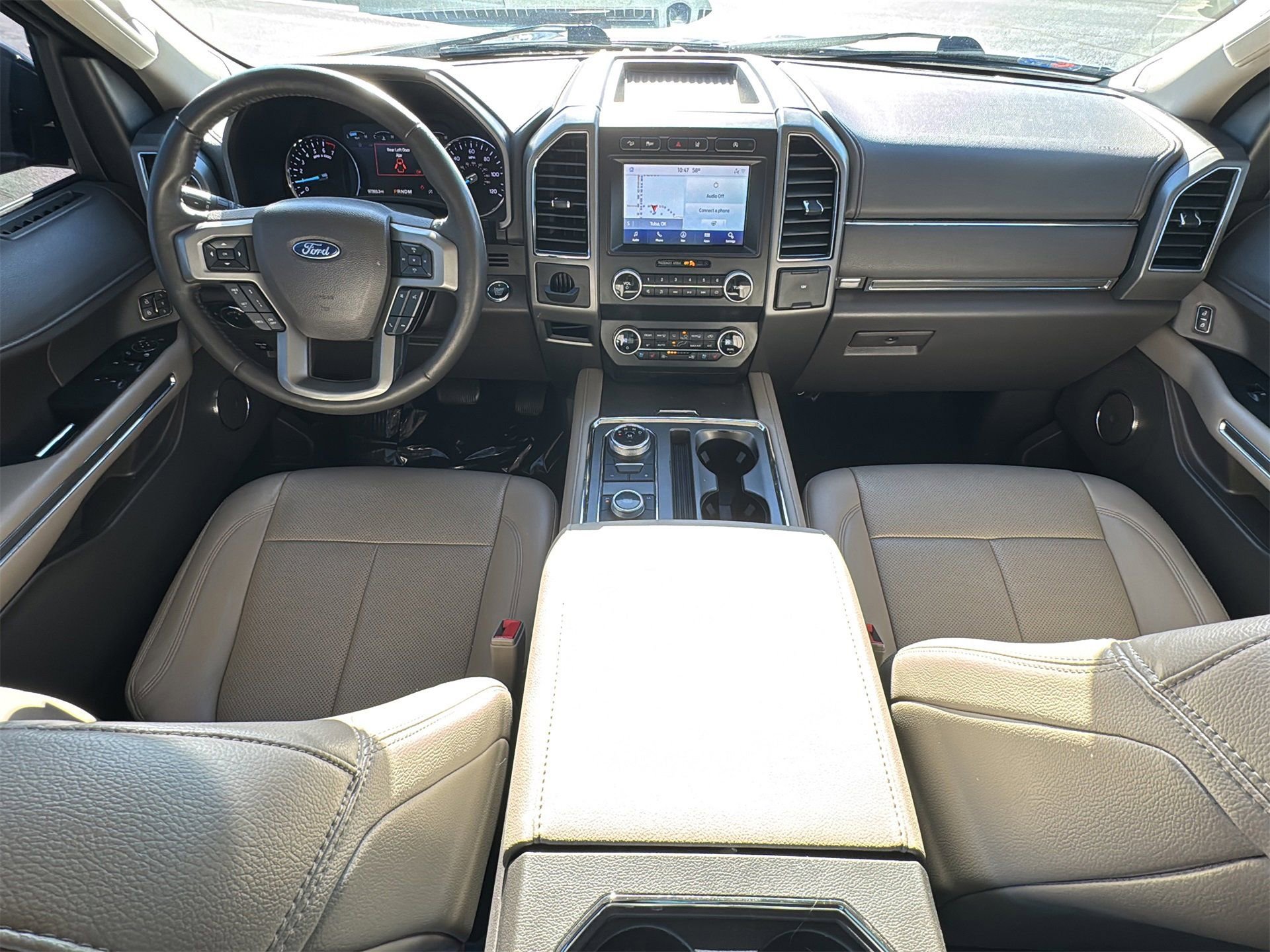 Used 2021 Ford Expedition XLT image 10