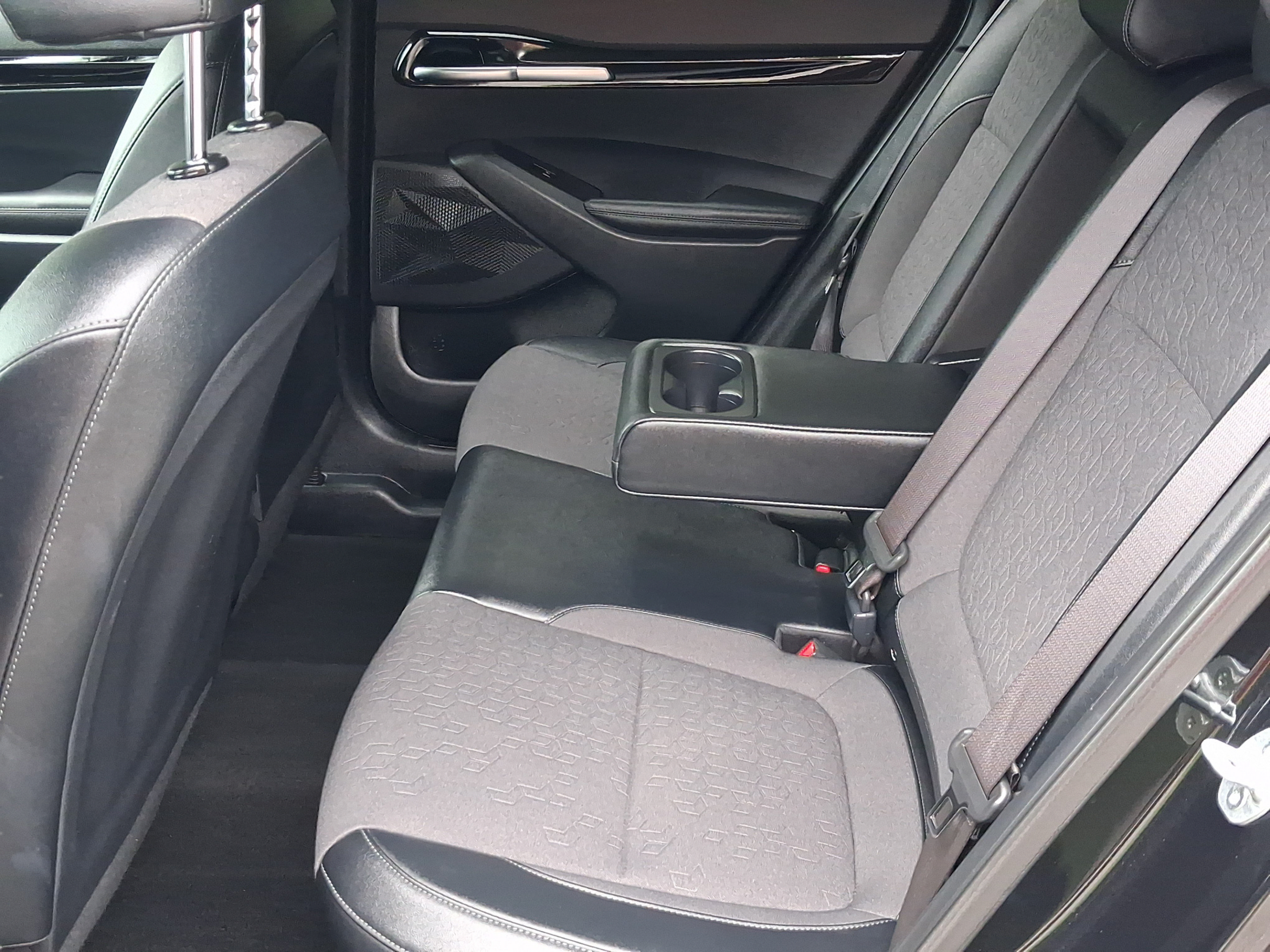 Used 2024 Kia Seltos X-Line AWD/4WD image 44