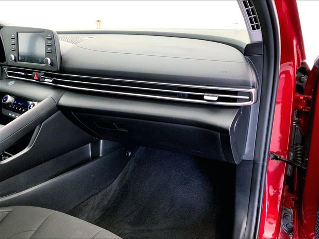 Used 2023 Hyundai Elantra SEL image 16