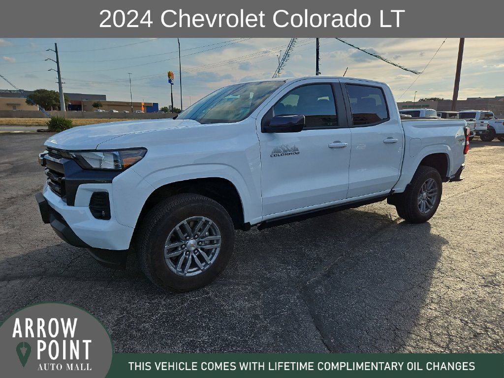 Used 2024 Chevrolet Colorado LT w/ LT Convenience Package II AWD/4WD image 5