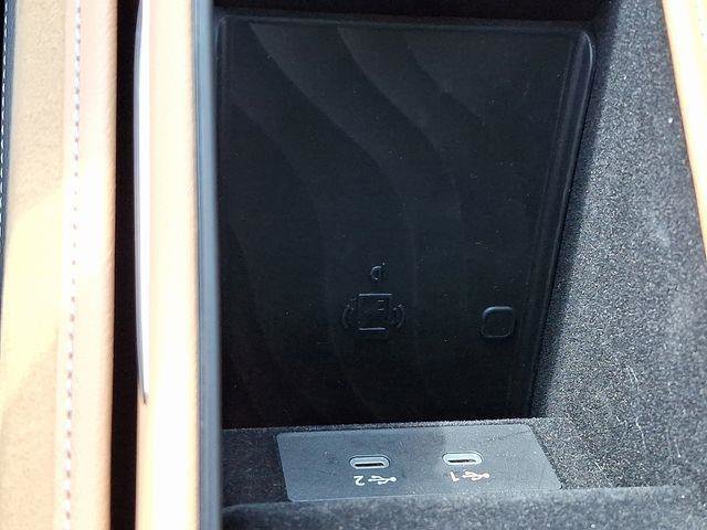 Used 2025 INFINITI QX80 Sensory image 27