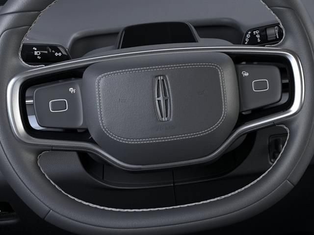 New 2026 Lincoln Navigator Reserve AWD/4WD image 12