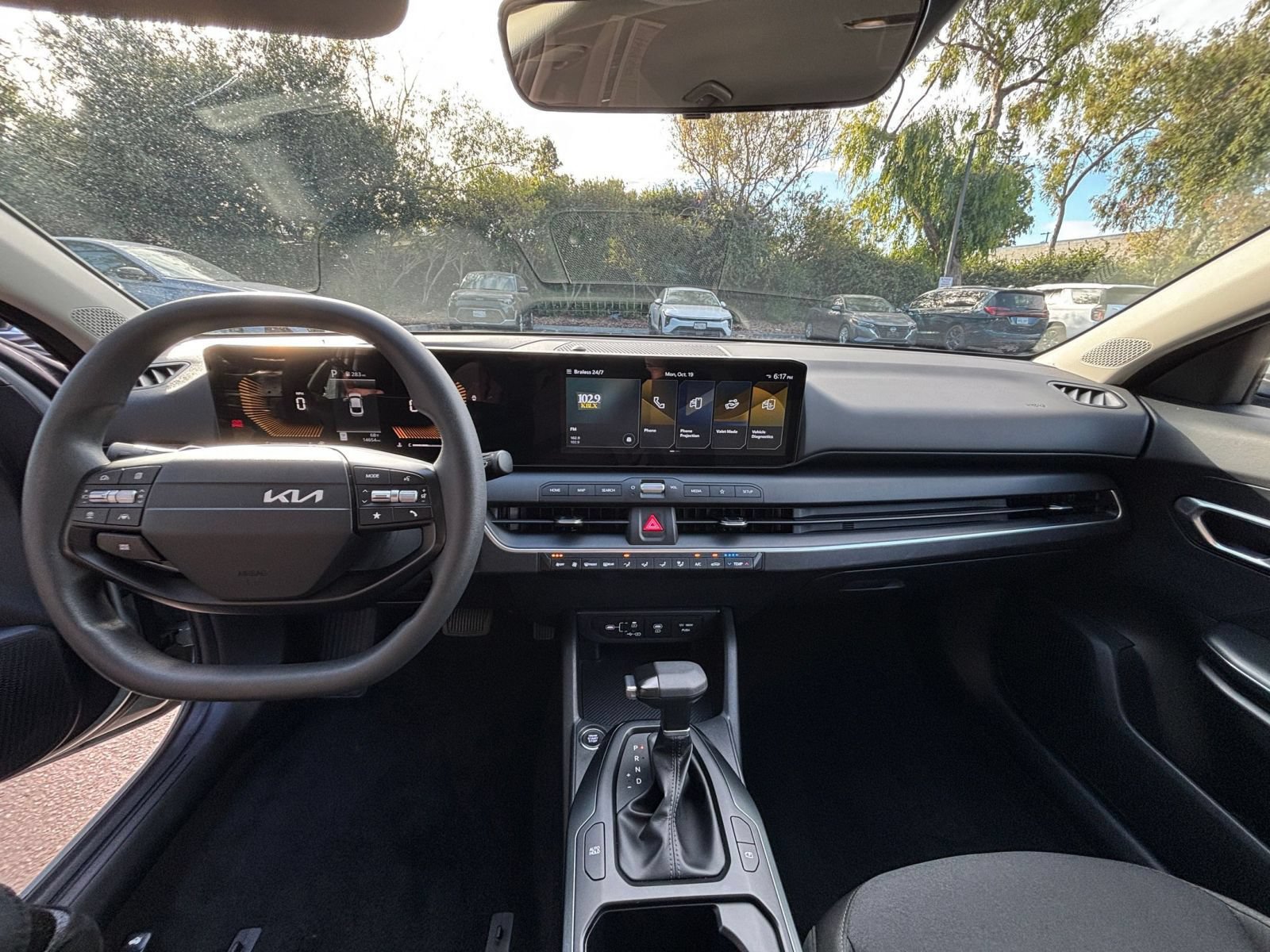 Used 2026 Kia K4 FWD image 31