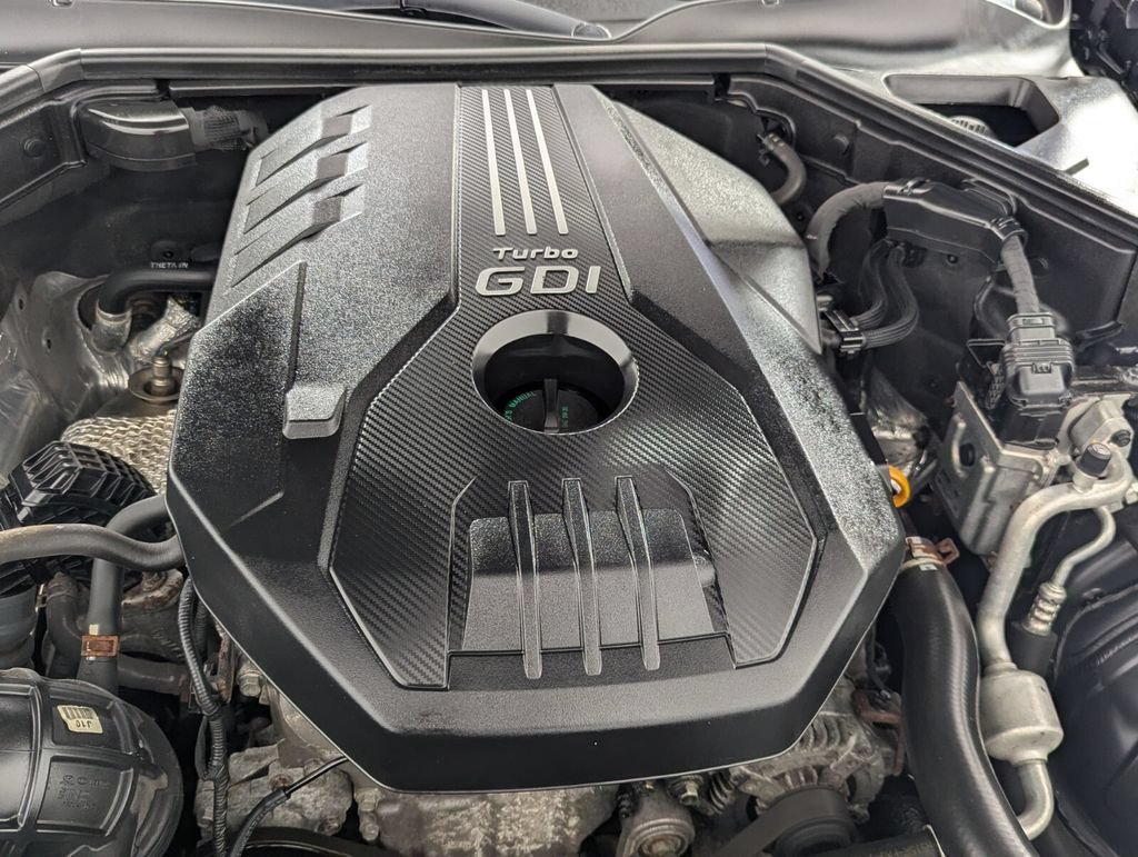 Used 2021 Kia Stinger GT-Line w/ Sun & Sound Package RWD image 9
