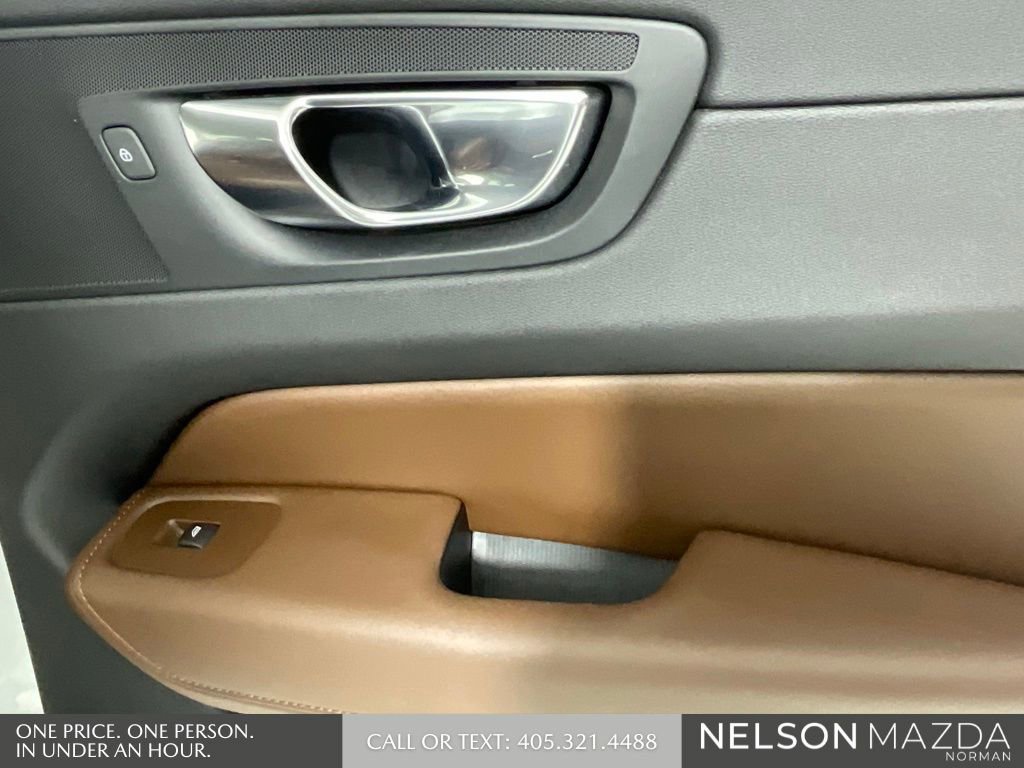 Used 2020 Volvo XC60 T6 Inscription AWD/4WD image 24