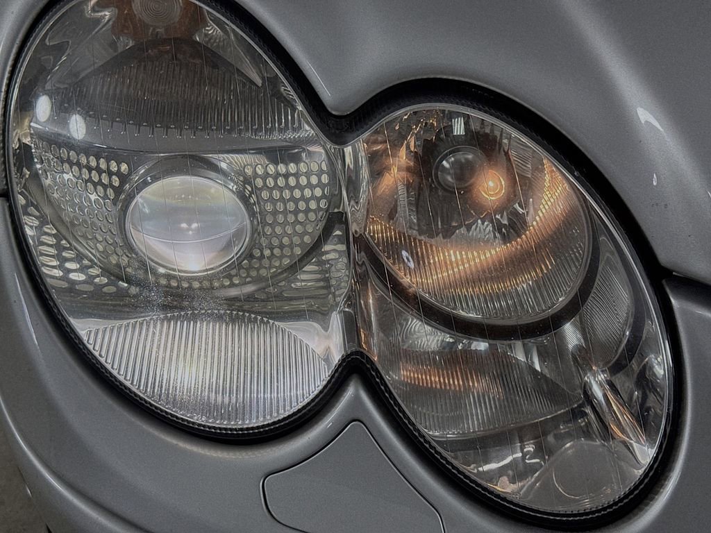 Used 2003 Mercedes-Benz SL 500 image 36