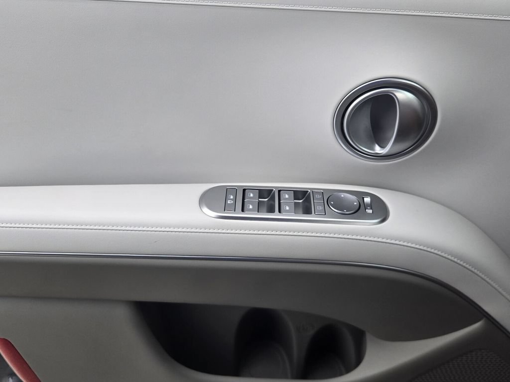 Certified 2026 Hyundai Palisade SE FWD image 29