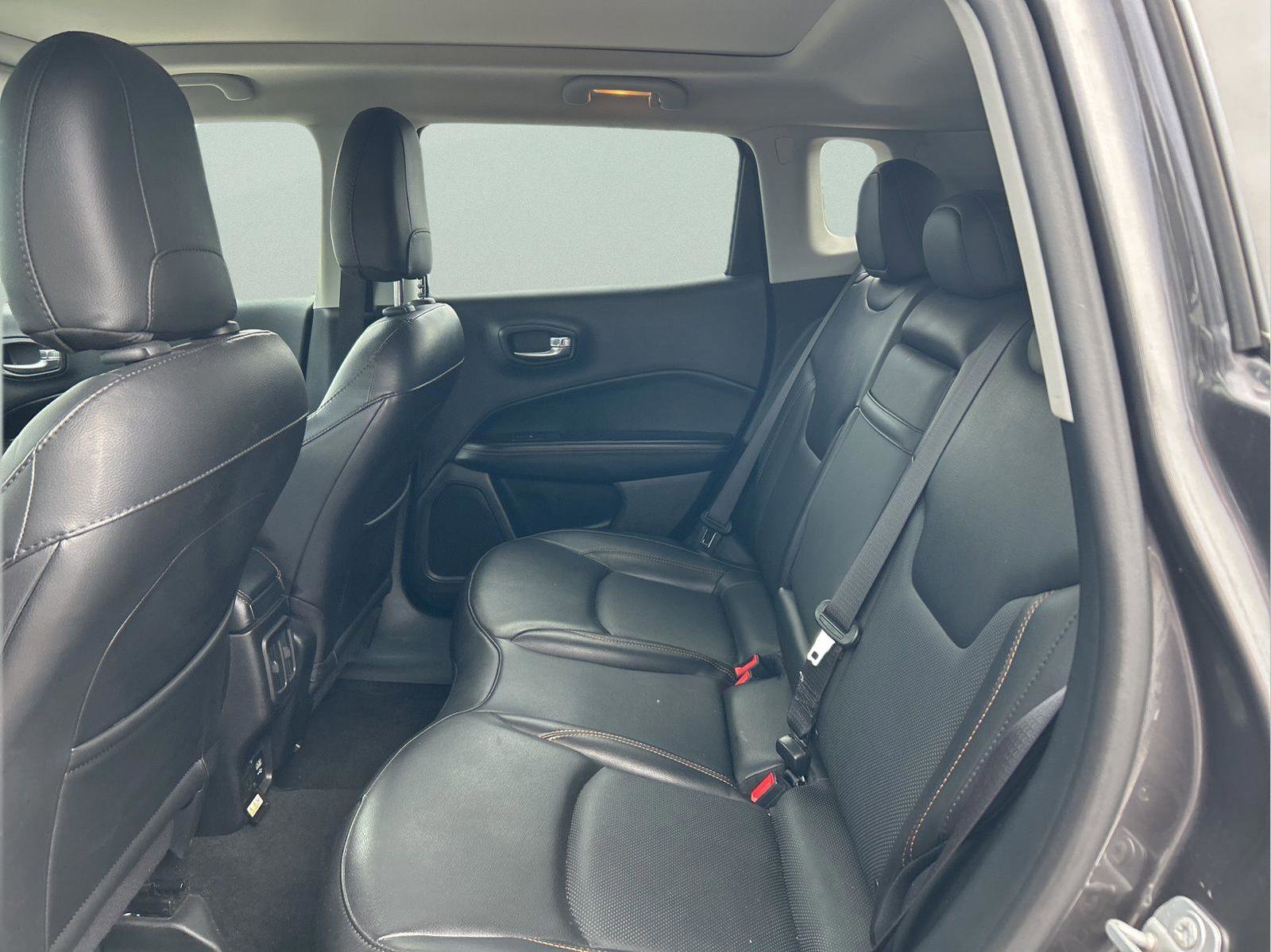 Certified 2020 Jeep Compass Limited image 28