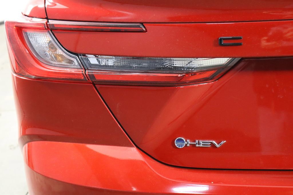 Used 2025 Toyota Camry SE FWD image 41