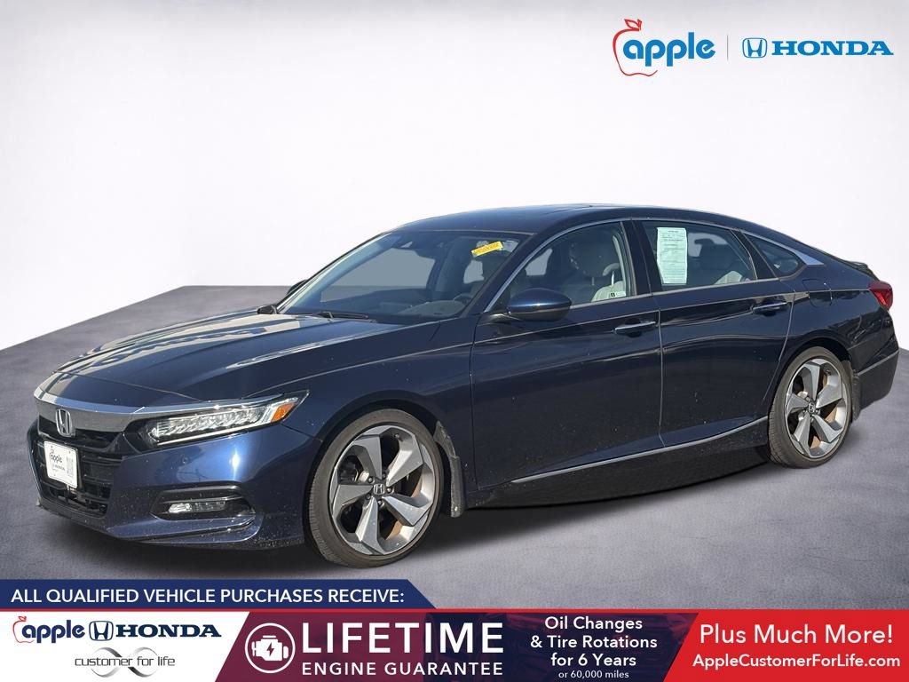 Used 2018 Honda Accord Touring image 3