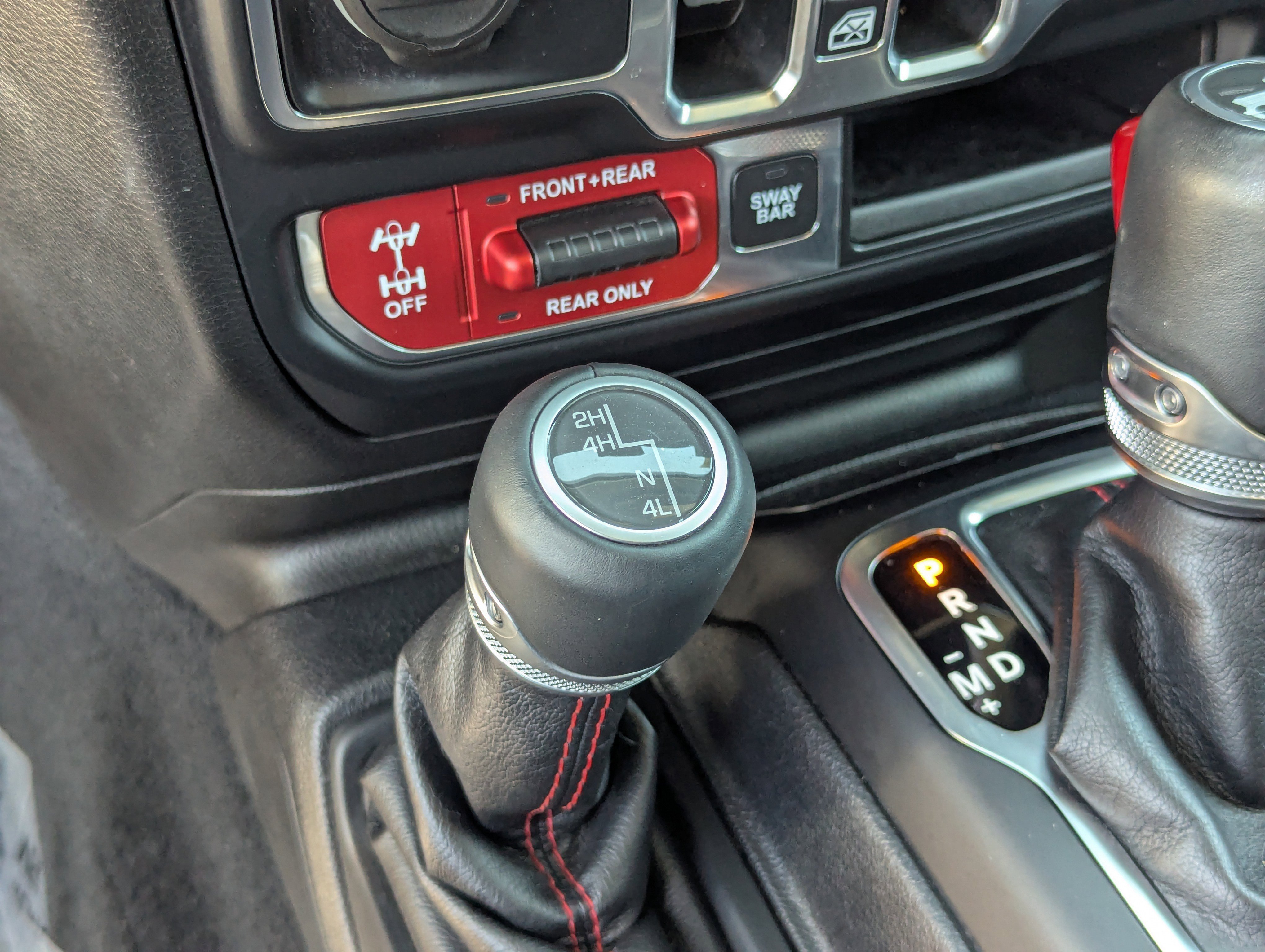 Used 2018 Jeep Wrangler Unlimited Rubicon AWD/4WD image 28