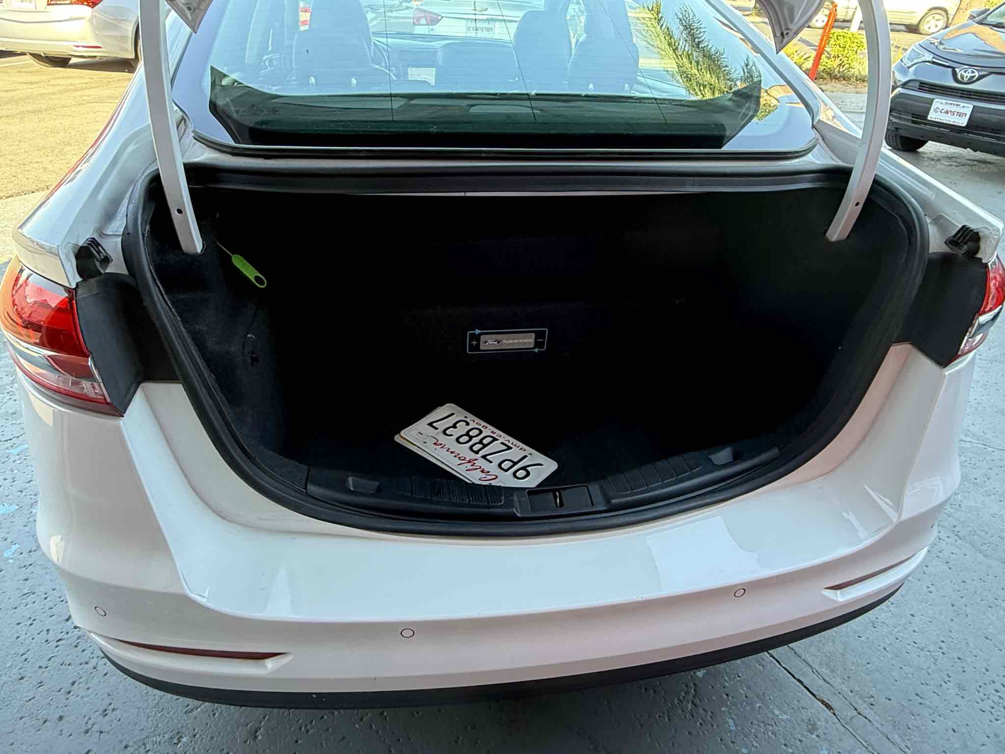 Used 2019 Ford Fusion Energi Titanium FWD image 84