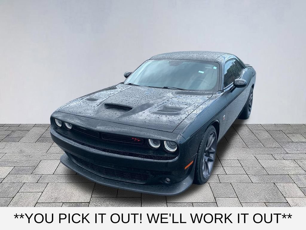 Used 2022 Dodge Challenger R/T Scat Pack RWD image 3