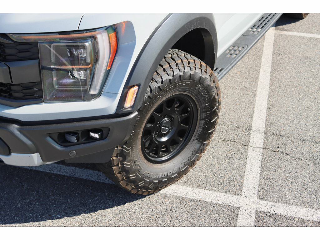 Used 2023 Ford F150 Raptor AWD/4WD image 3