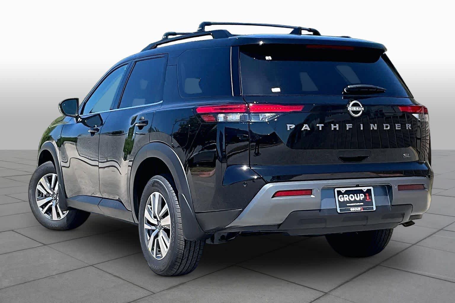 New 2026 Nissan Pathfinder SL FWD image 7