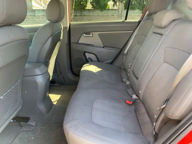 Used 2011 Kia Sportage LX w/ Convenience Pkg image 12