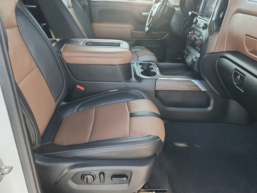 Used 2021 Chevrolet Silverado 3500 High Country w/ Z71 Off-Road Package image 17