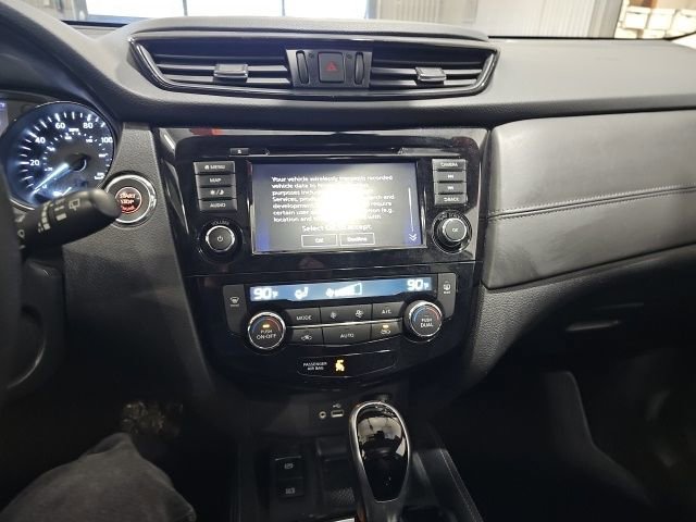 Certified 2020 Nissan Rogue SL w/ Premium Package image 15