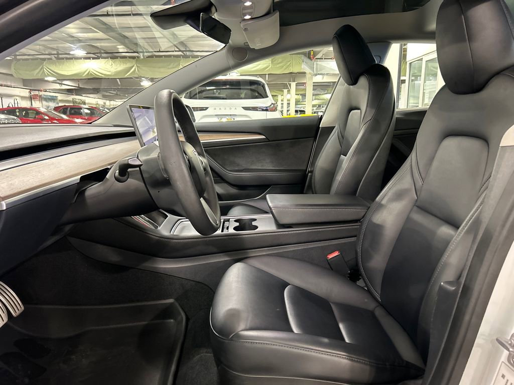 Used 2023 Tesla Model 3 Performance image 10