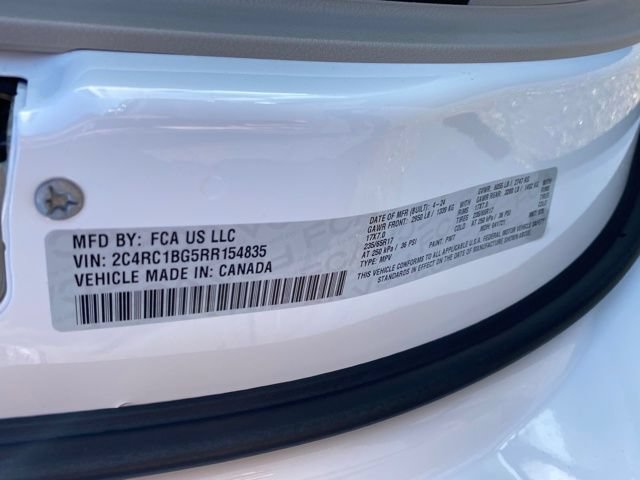 Used 2024 Chrysler Pacifica Touring-L FWD image 23