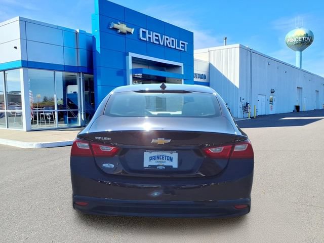 Used 2020 Chevrolet Malibu LS FWD image 4