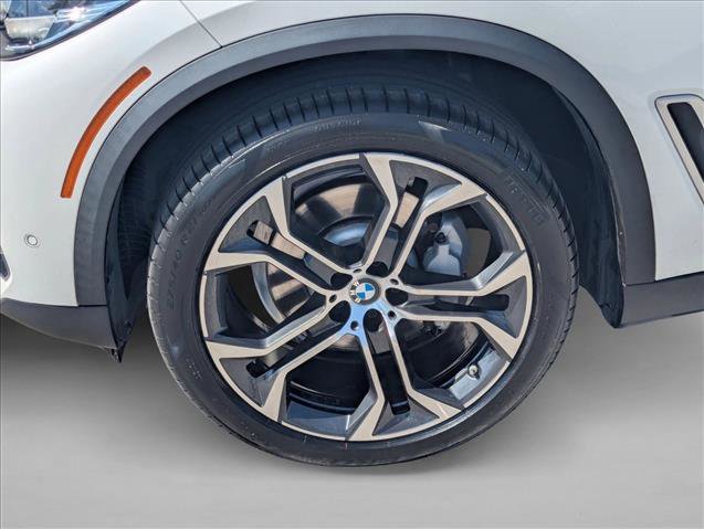 Certified 2023 BMW X5 sDrive40i w/ Premium Package image 25