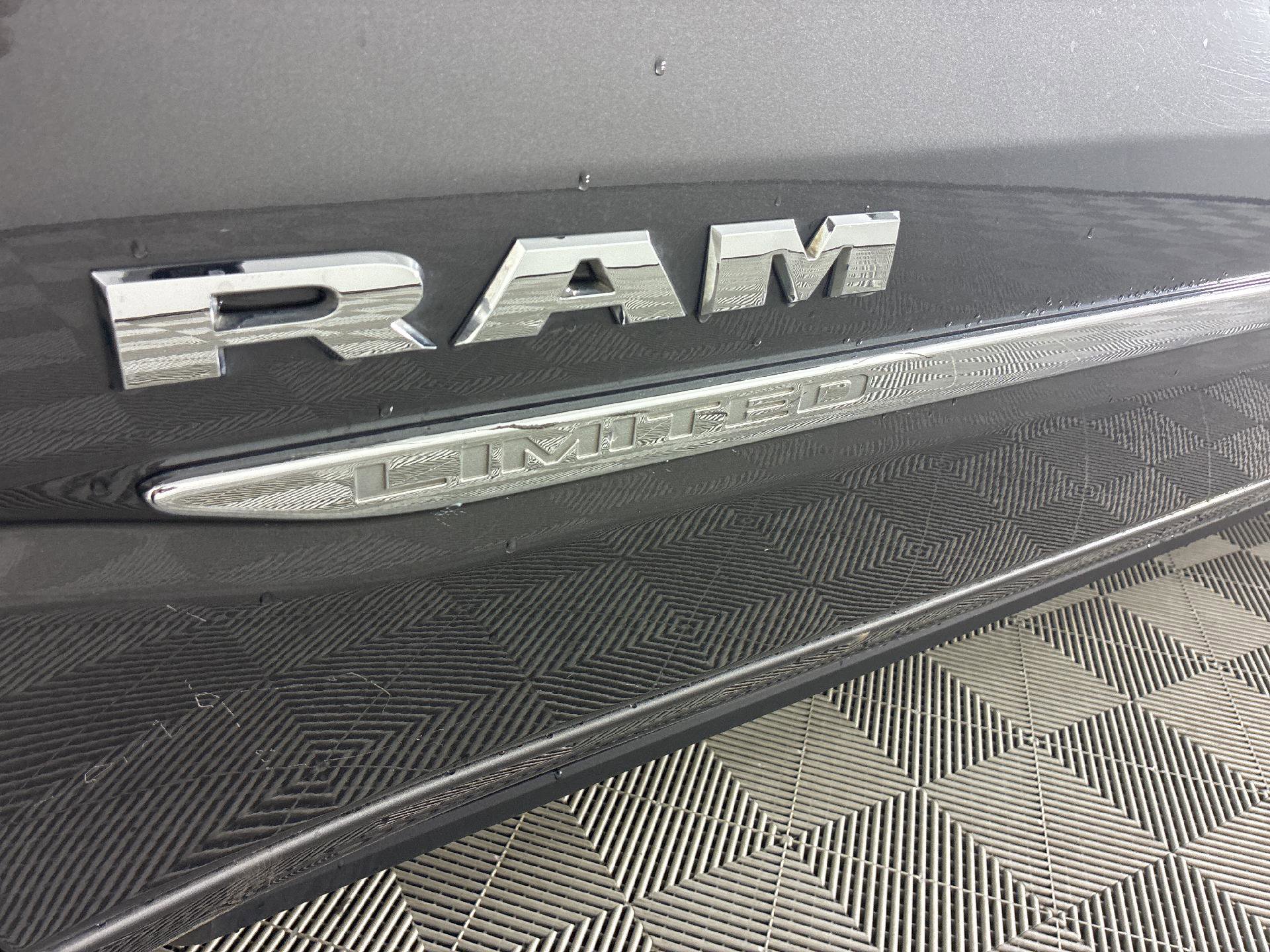 Used 2019 RAM 1500 Limited image 10