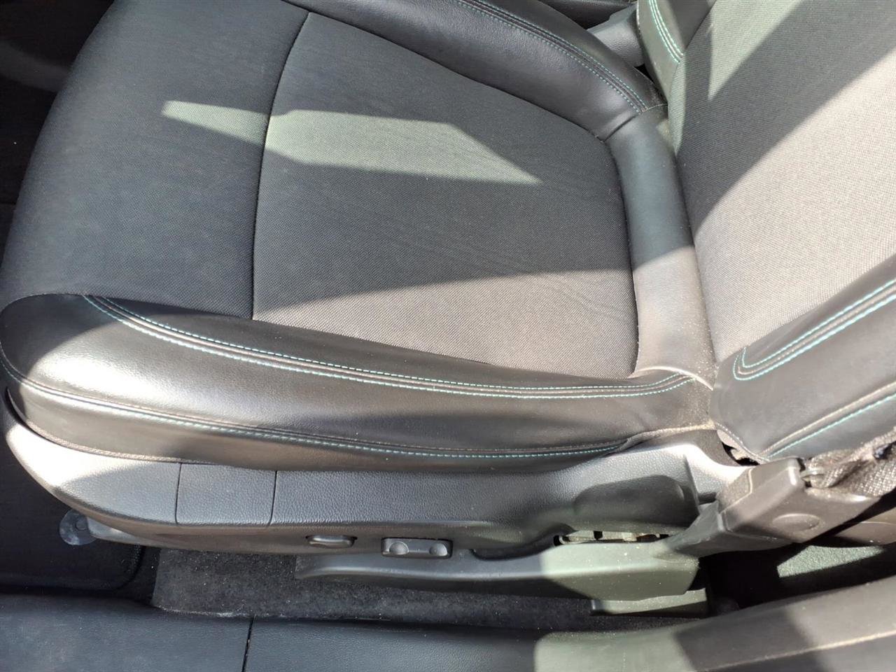 Used 2016 Chevrolet Trax LT w/ LT Convenience Package image 6