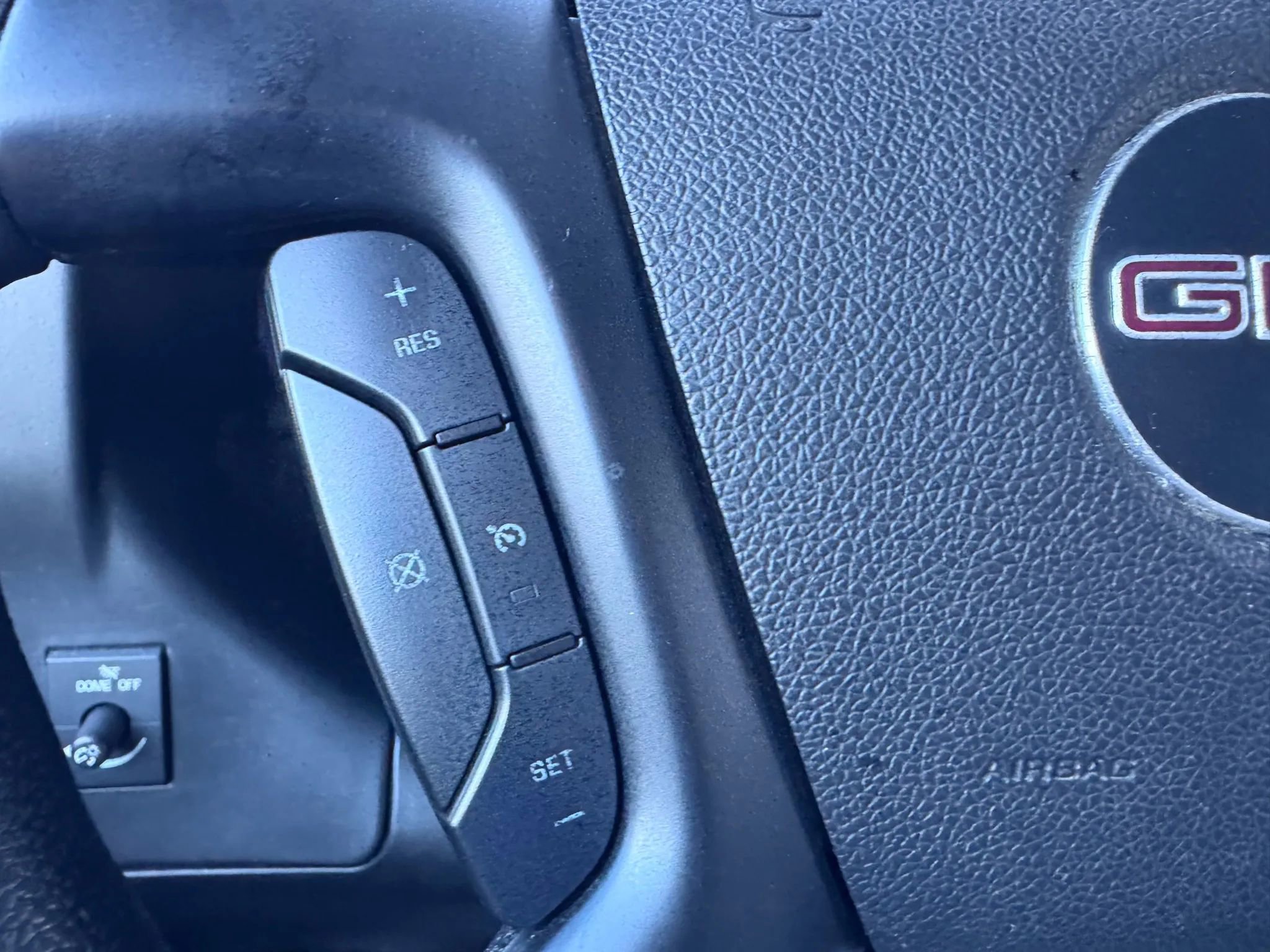 Used 2015 GMC Savana 3500 image 23