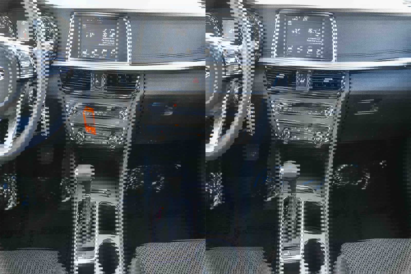 Used 2020 Kia Optima LX image 12