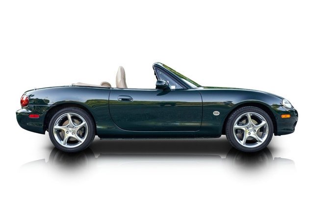 Used 2001 MAZDA MX-5 Miata RWD image 2