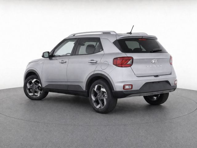 Used 2025 Hyundai Venue SEL FWD image 16