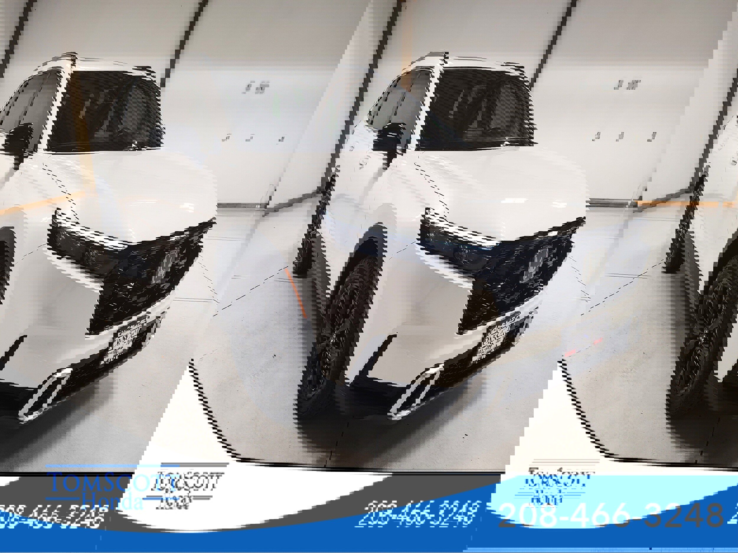 Used 2025 Honda CR-V Sport Touring image 1