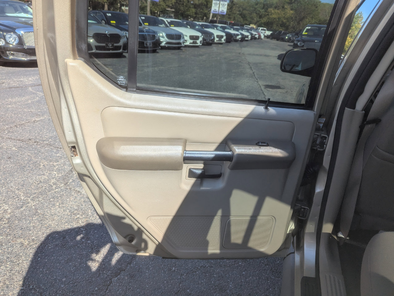 Used 2003 Ford Explorer Sport Trac XLT image 31