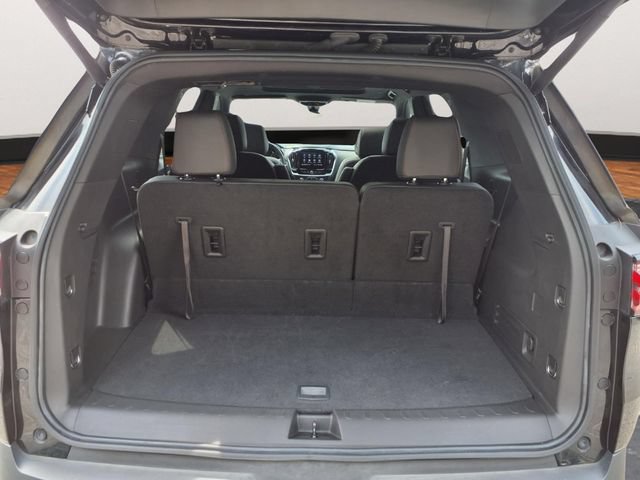 Used 2023 Chevrolet Traverse RS AWD/4WD image 25