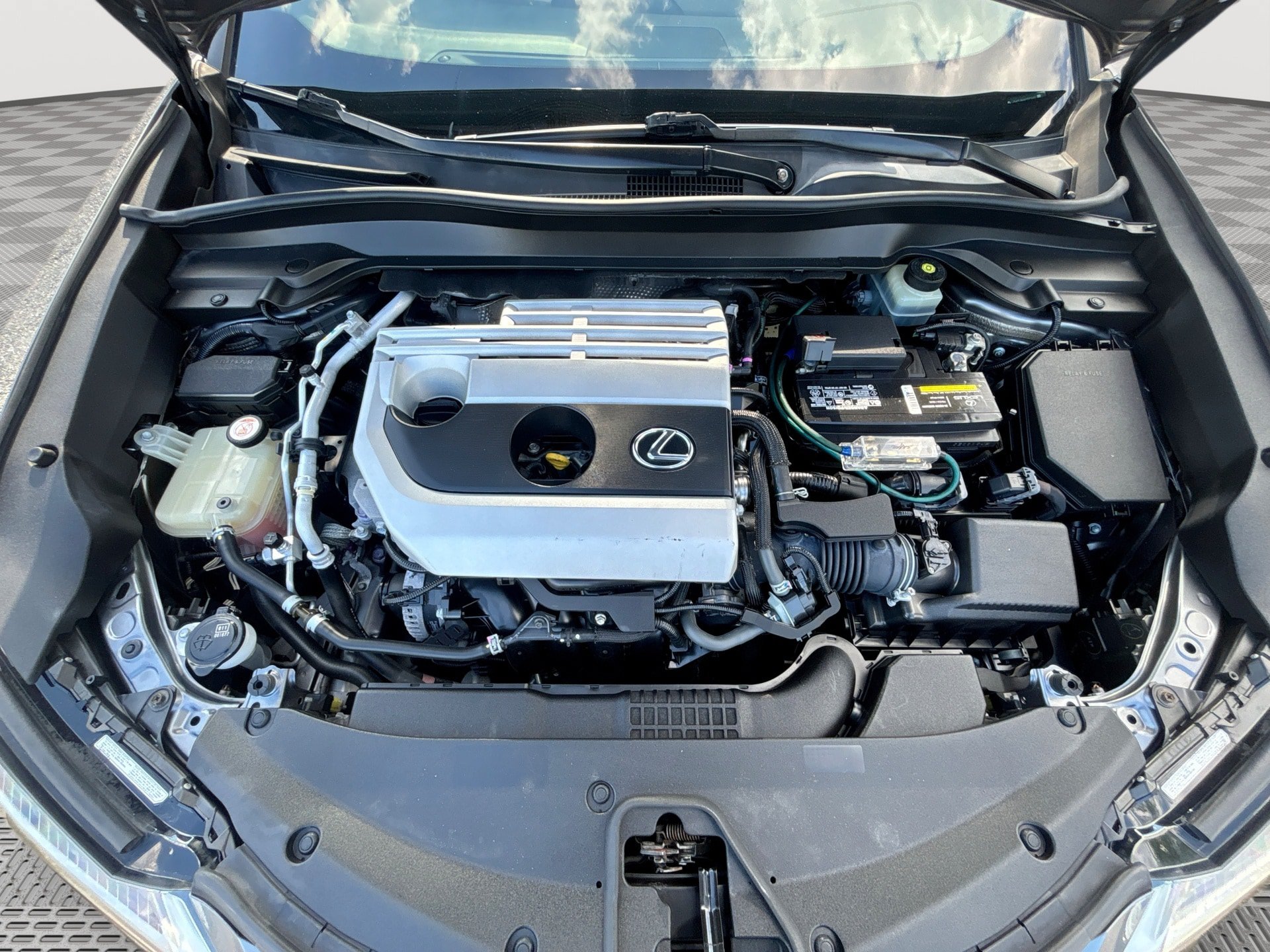 Used 2019 Lexus UX 200 F Sport w/ F Sport Premium Package FWD image 18