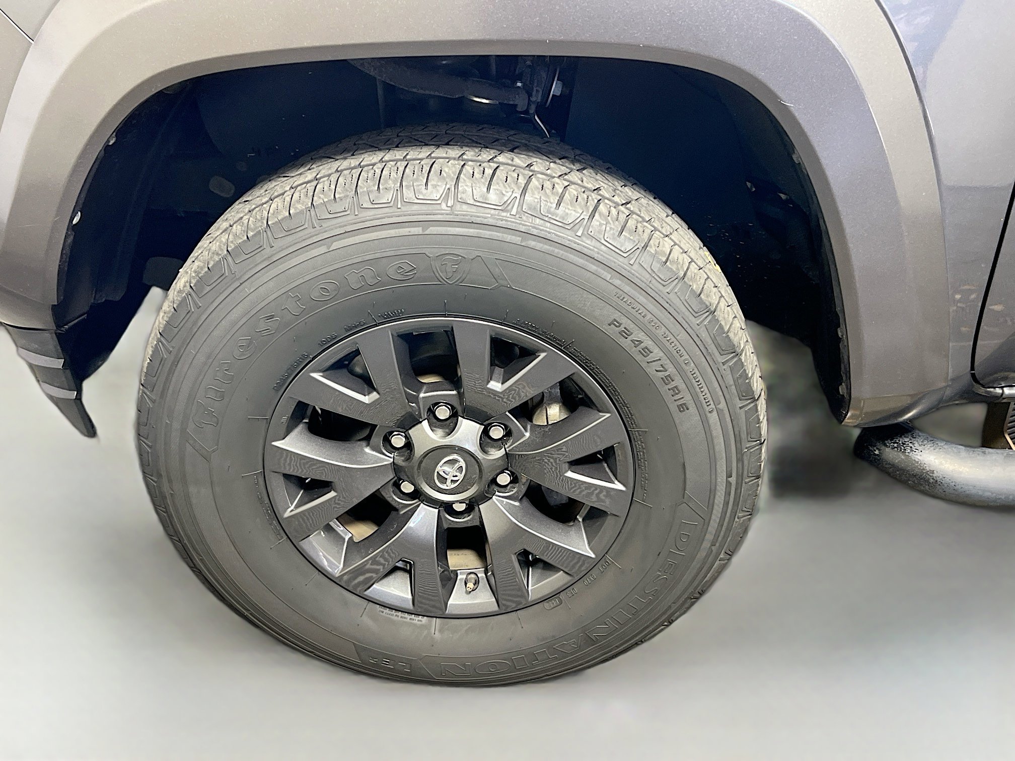 Used 2022 Toyota Tacoma SR5 w/ Technology Package image 13