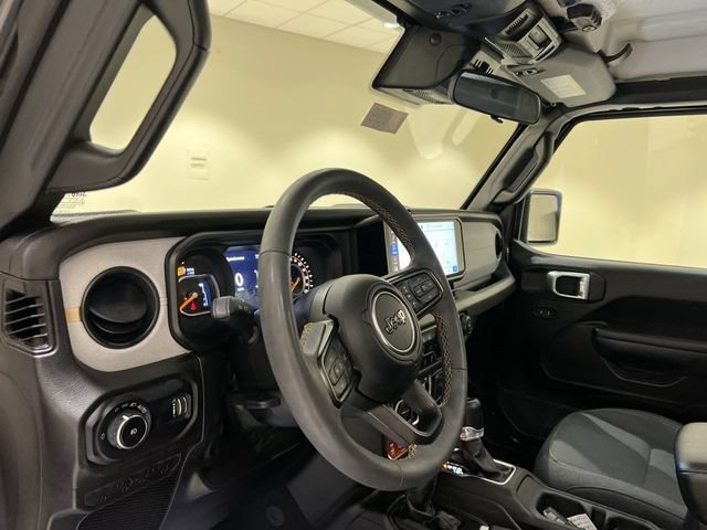 Used 2024 Jeep Wrangler Unlimited Sport AWD/4WD image 9