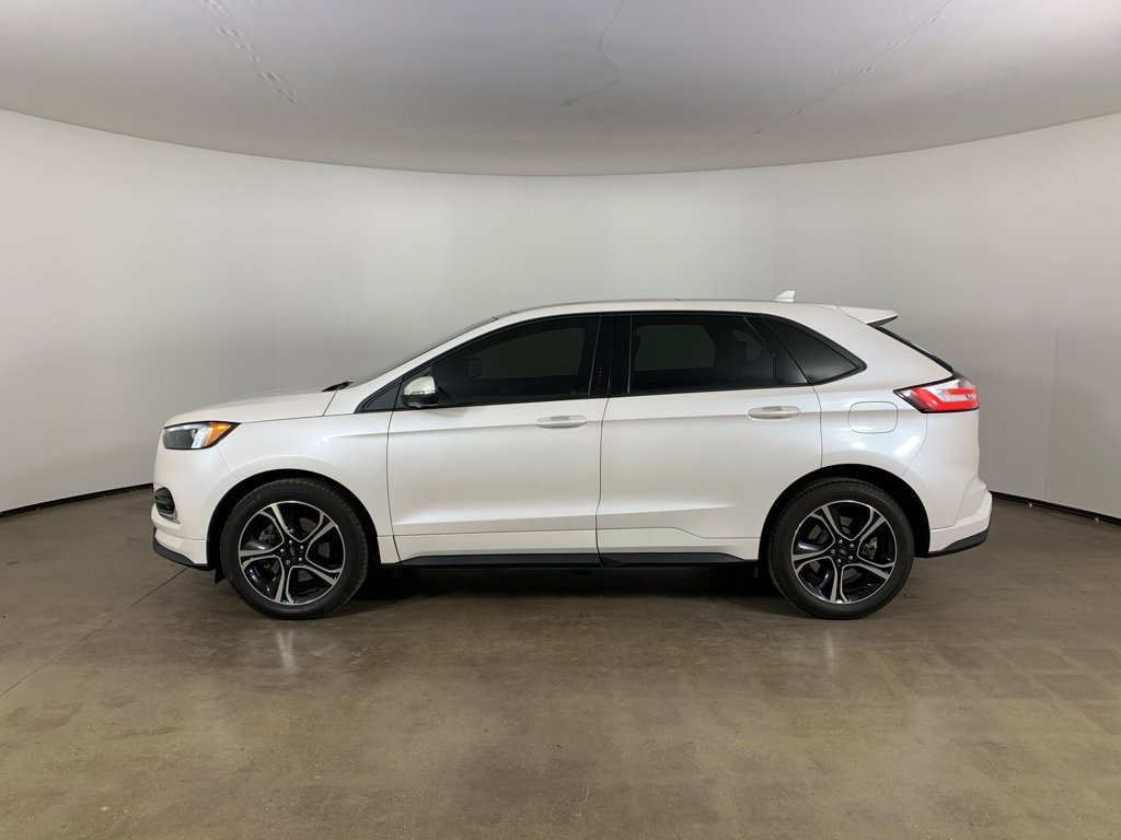 Used 2019 Ford Edge ST w/ Convenience Package image 16
