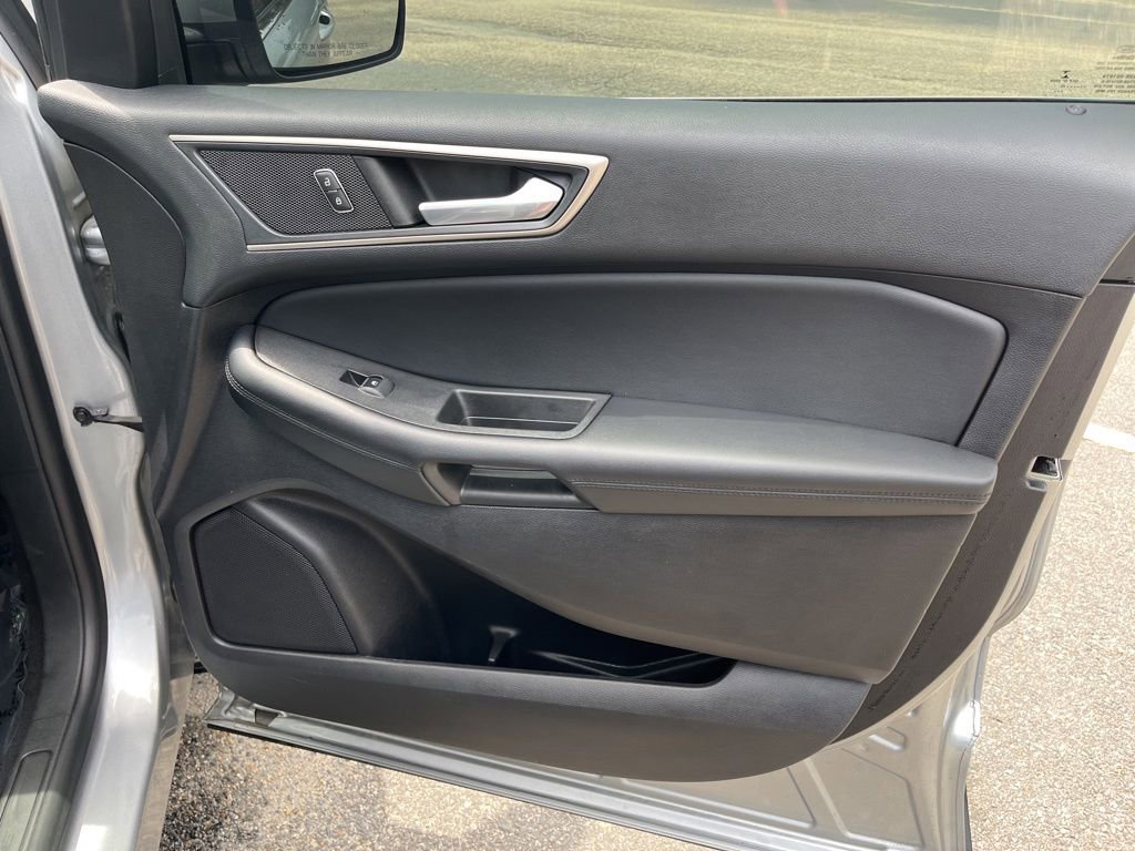 Used 2022 Ford Edge SEL AWD/4WD image 33
