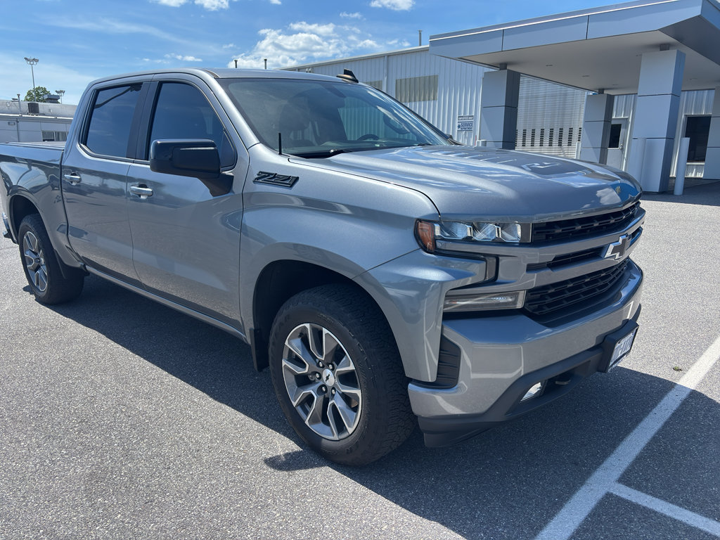 Used 2020 Chevrolet Silverado 1500 RST AWD/4WD image 3