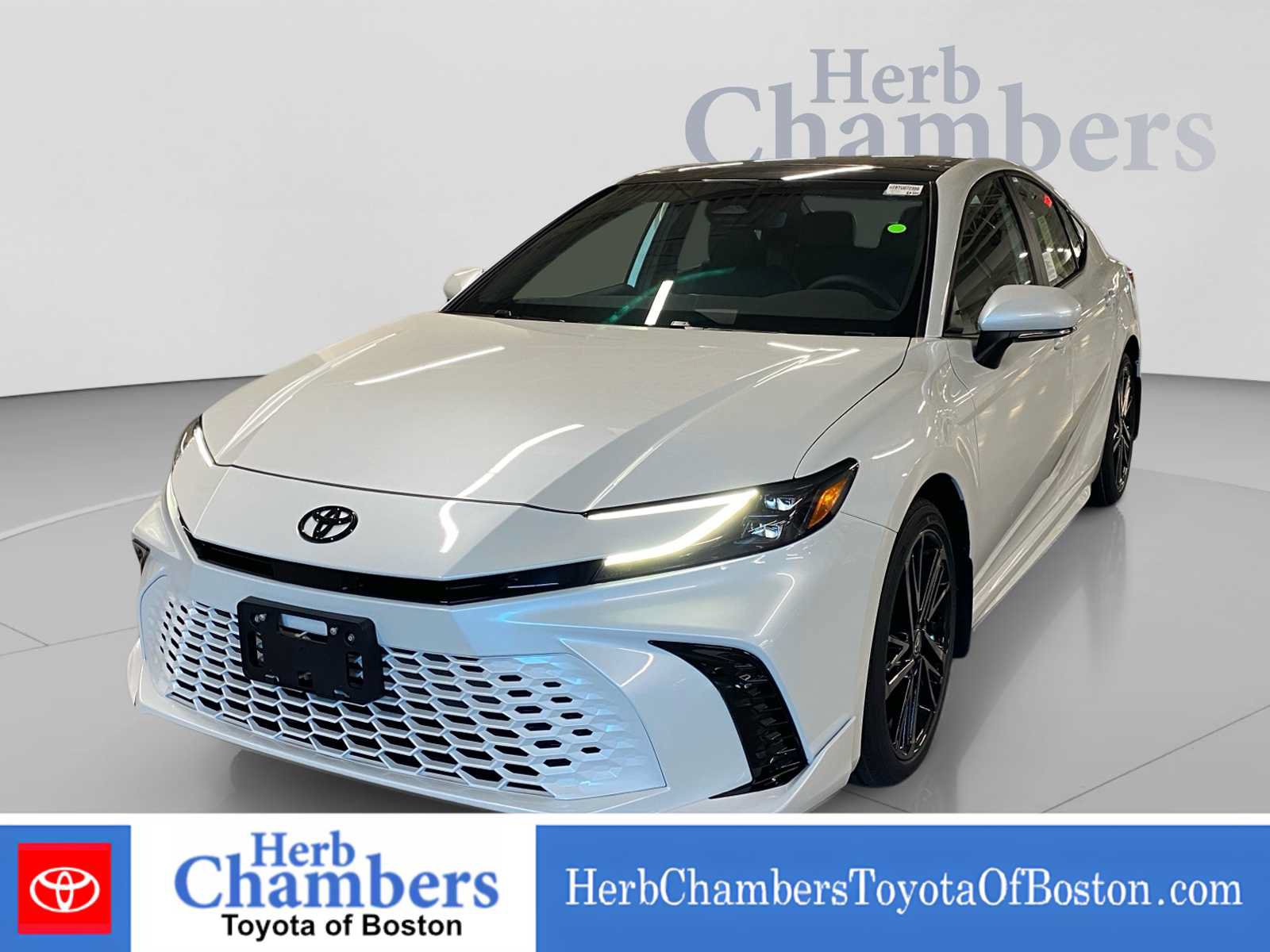 New 2026 Toyota Camry XSE AWD/4WD image 9