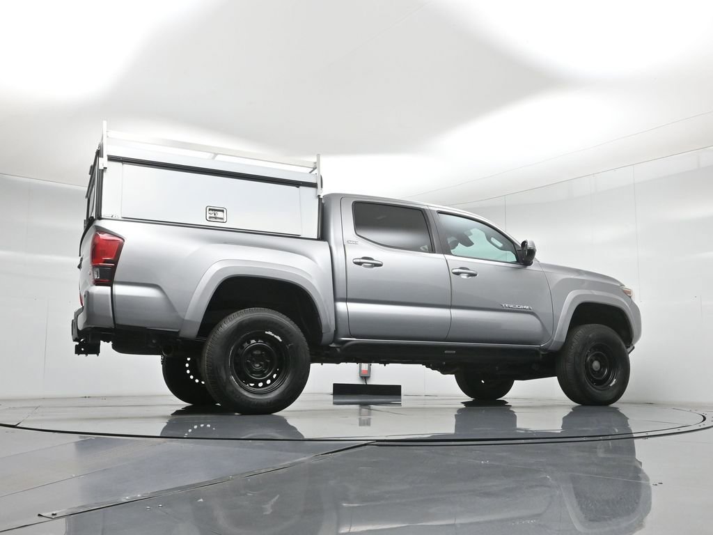 Used 2020 Toyota Tacoma SR5 AWD/4WD image 46