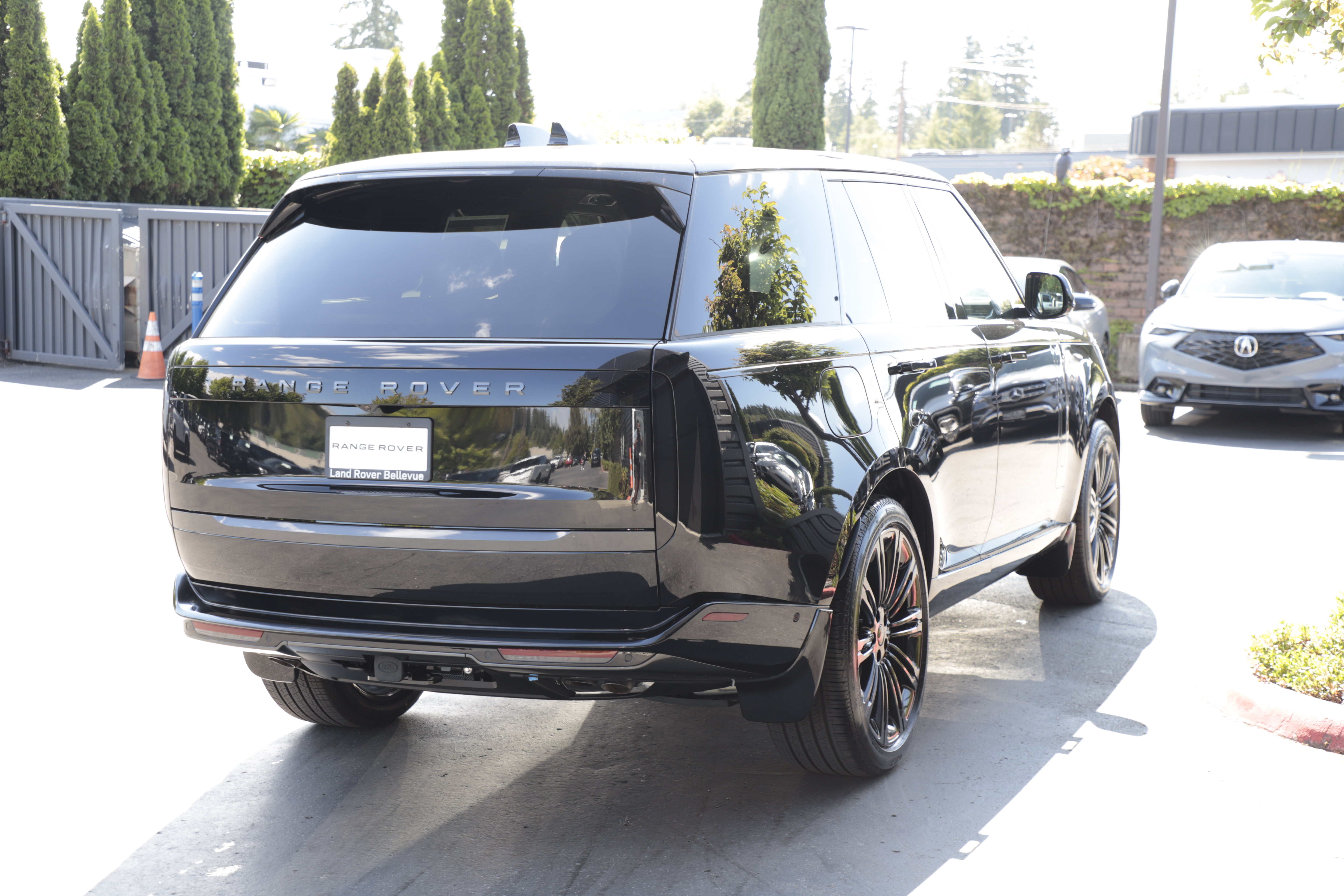New 2026 Land Rover Range Rover SE AWD/4WD image 8