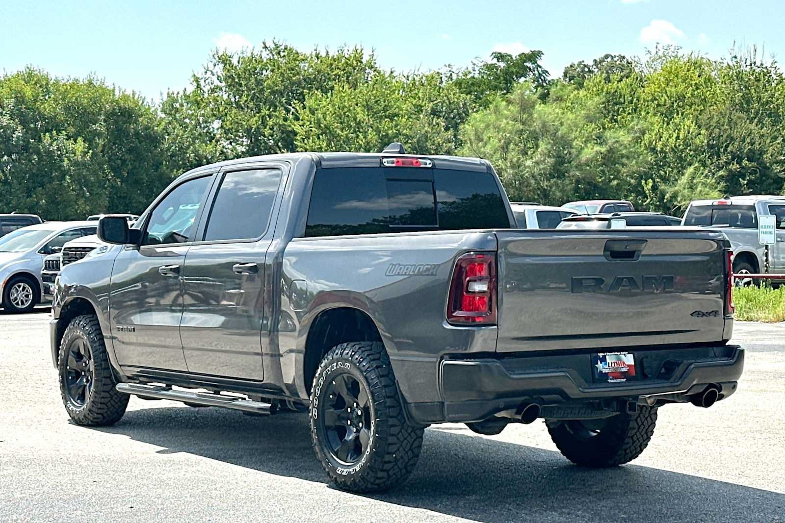 Used 2025 RAM 1500 Warlock AWD/4WD image 13