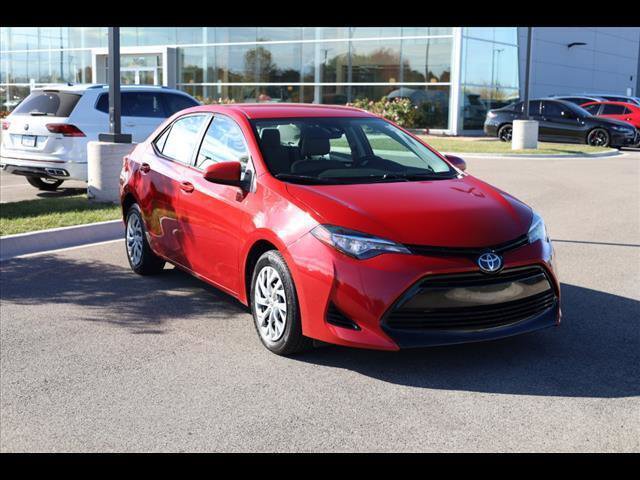 Used 2017 Toyota Corolla LE image 2