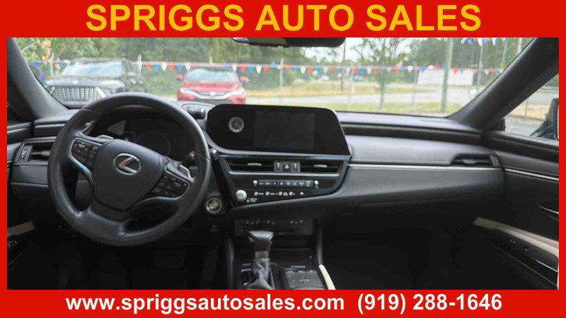 Used 2022 Lexus ES 350 w/ Premium Package FWD image 6