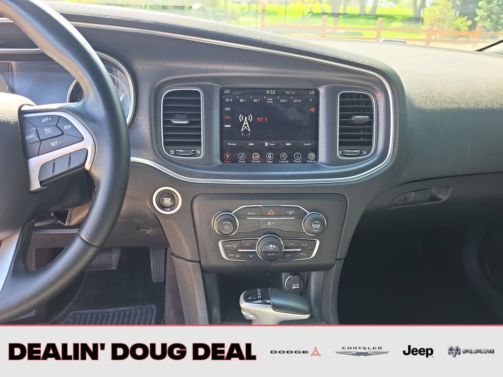 Used 2017 Dodge Charger SXT RWD image 17