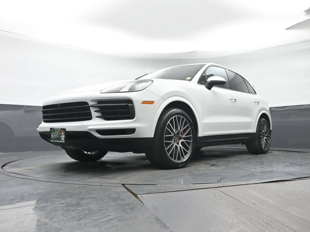 Used 2022 Porsche Cayenne AWD/4WD image 35